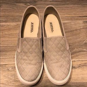 Shoreline Slip ons